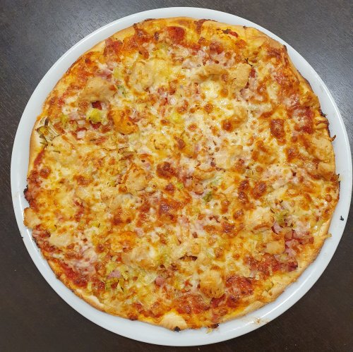 Baconos-csirkés pizza