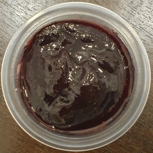 Áfonyalekvár dobozban